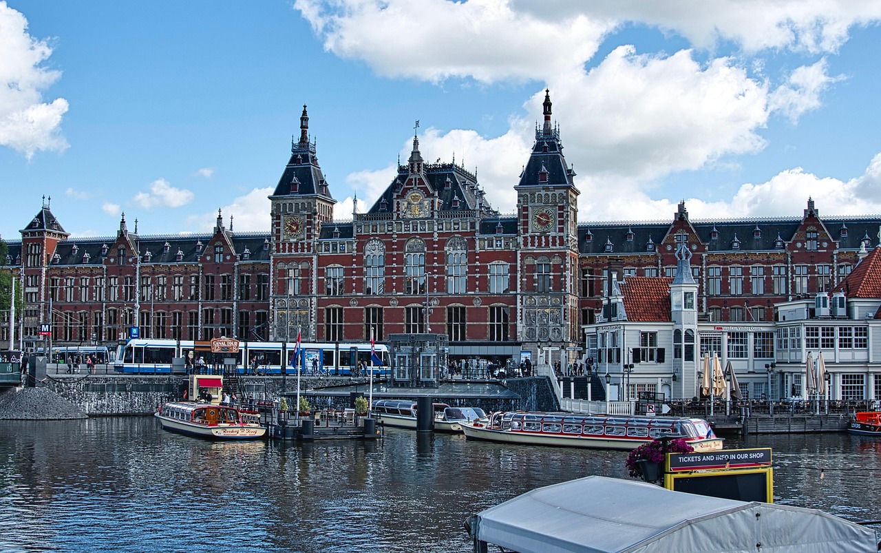 NetActuate expands in Amsterdam to tighten Europe’s edge network