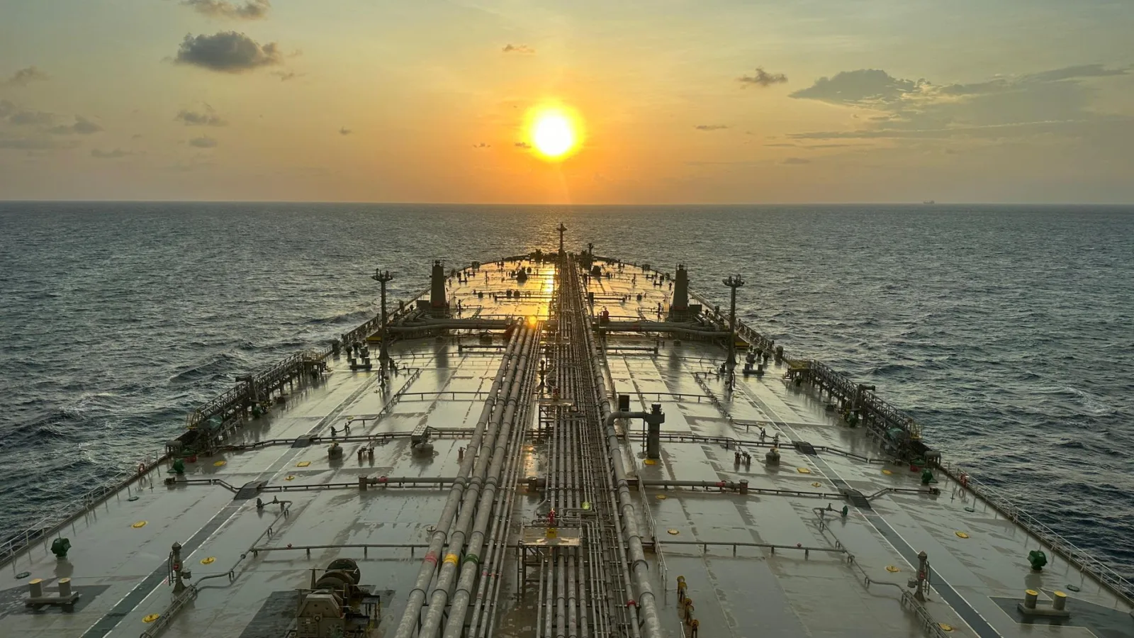 US Says Hormuz Talks Are Advancing as Oil Prices Ease